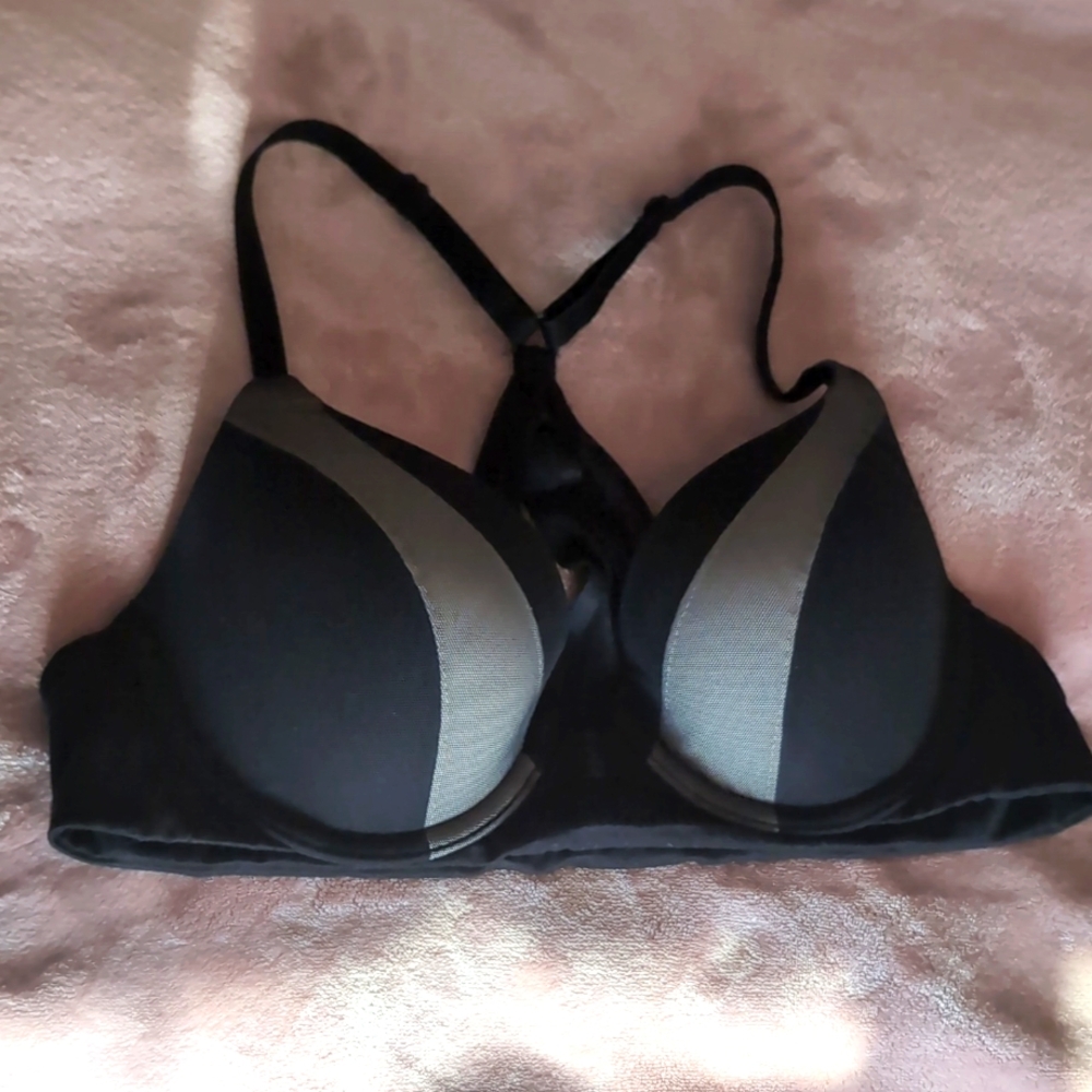 Victoria ' s secret push up front close bra